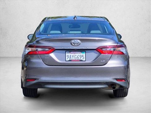 Used 2022 Toyota Camry LE w/ Convenience Package FWD image 7