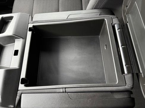 Used 2024 Chevrolet Silverado 3500 LT w/ Convenience Package image 19