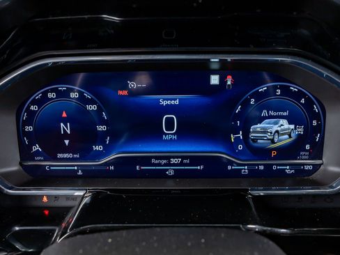 Used 2022 Chevrolet Silverado 1500 RST image 17