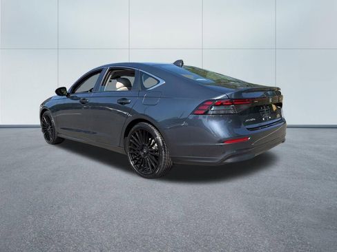 Used 2025 Honda Accord LX image 7