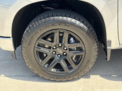 New 2026 Chevrolet Silverado 1500 Custom w/ Rally Edition AWD/4WD image 13
