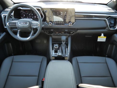 New 2026 GMC Canyon Elevation w/ Convenience Package image 6