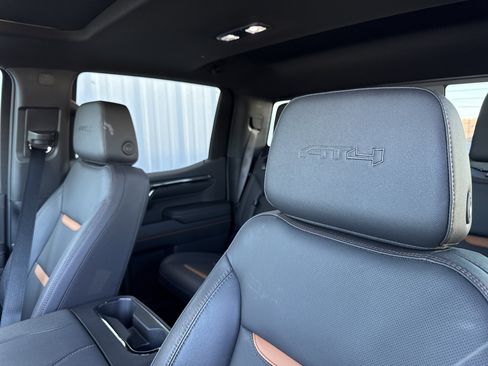 Used 2024 GMC Sierra 1500 AT4 w/ Technology Package image 13