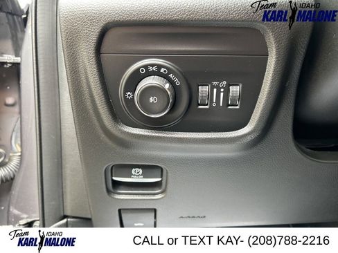 Used 2021 Jeep Grand Cherokee L Overland w/ Luxury Tech Group IV AWD/4WD image 28