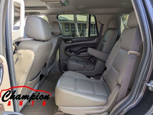 Used 2018 Chevrolet Tahoe LT w/ LT Signature Package image 20