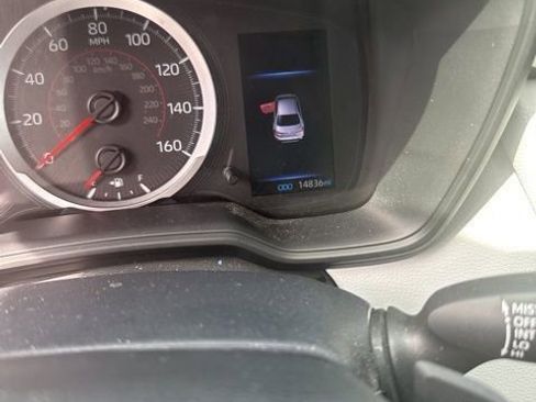 Used 2022 Toyota Corolla SE image 8