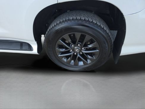 Used 2021 Lexus GX 460 Premium w/ Premium Package AWD/4WD image 14