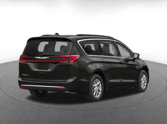 Used 2022 Chrysler Pacifica Limited FWD video 2