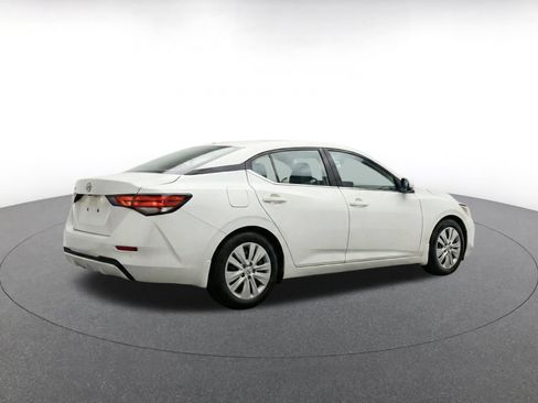 Used 2025 Nissan Sentra S FWD image 11
