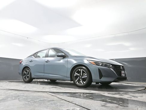 Used 2024 Nissan Sentra SV image 49