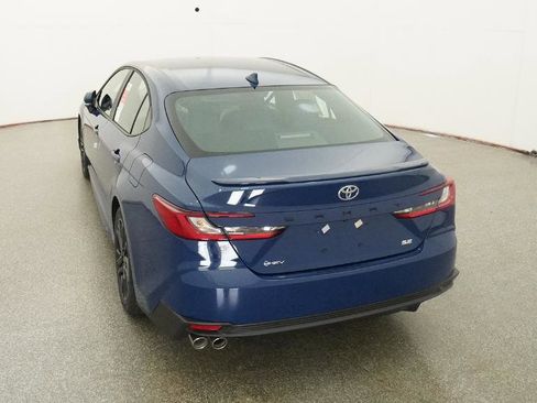 New 2026 Toyota Camry SE image 9