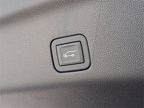 New 2026 GMC Yukon XL Denali w/ Sun & Power Step Package image 33