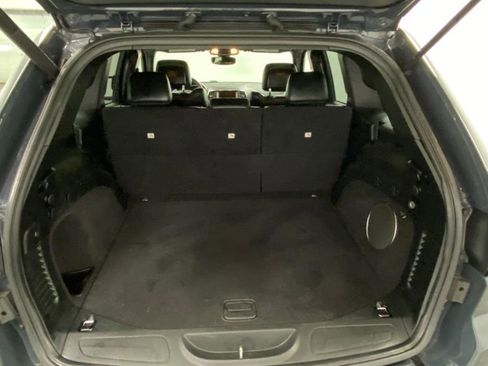 Used 2017 Jeep Grand Cherokee Altitude image 40