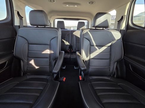 Used 2023 GMC Acadia Denali w/ Trailering Package image 30