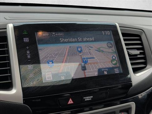 Used 2016 Honda Pilot Touring image 12