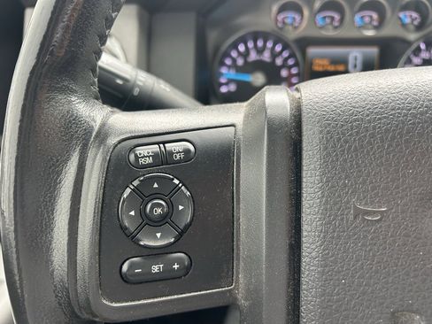 Used 2015 Ford F350 Lariat image 17