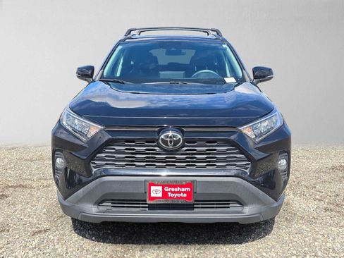 Used 2021 Toyota RAV4 XLE w/ XLE Grade Weather Package AWD/4WD image 8