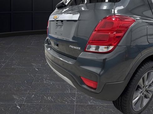 Used 2020 Chevrolet Trax Premier image 31