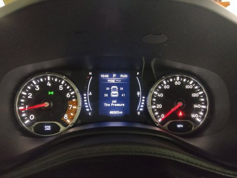 Used 2019 Jeep Renegade Sport w/ UConnect 7.0 Group image 23