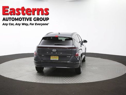Used 2024 Hyundai Kona SEL FWD image 37