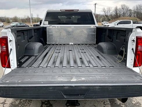 Used 2024 Chevrolet Silverado 3500 LT w/ Convenience Package image 7