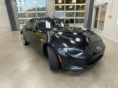 Used 2022 MAZDA MX-5 Miata RF Grand Touring RWD image 7