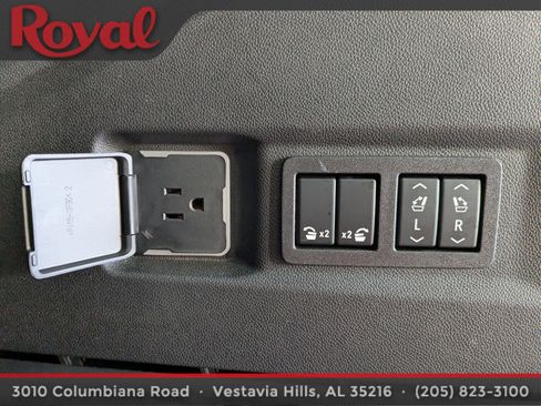 Used 2023 Chevrolet Tahoe High Country image 14