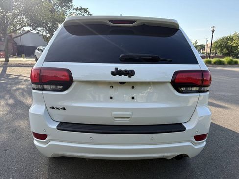 Used 2021 Jeep Grand Cherokee Laredo X AWD/4WD image 10