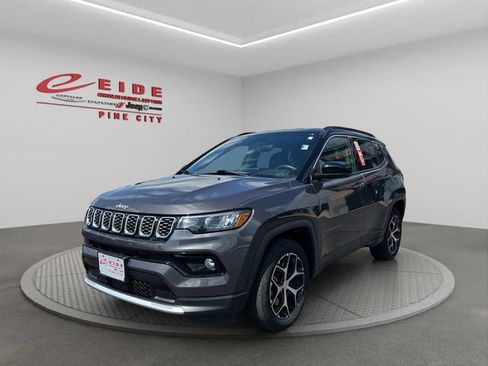 Used 2024 Jeep Compass Limited AWD/4WD image 1