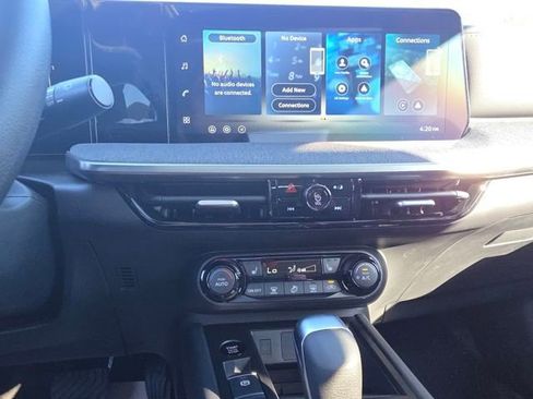 New 2026 Nissan Kicks SV w/ SV Premium Package image 11