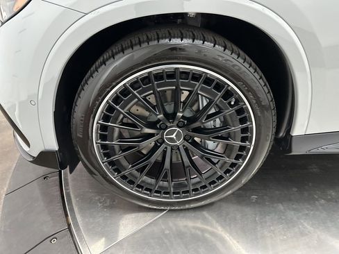 New 2026 Mercedes-Benz GLC 43 AMG 4MATIC image 32