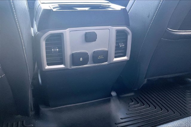 Certified 2022 Ford F350 Lariat w/ Tremor Off-Road Package AWD/4WD image 34