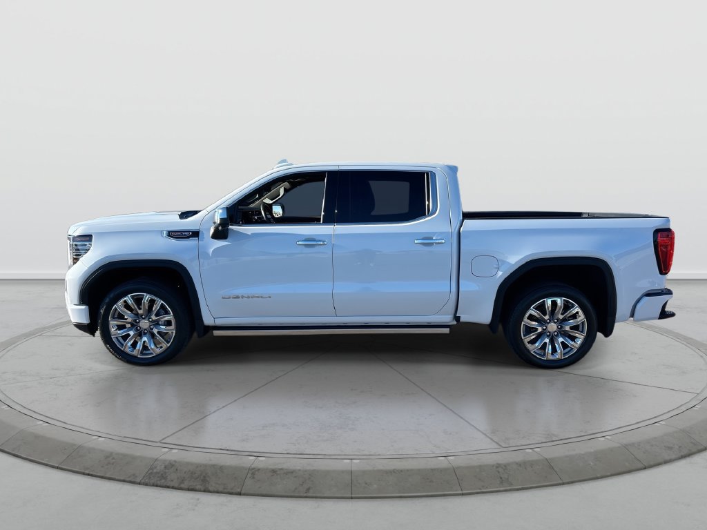 Used 2026 GMC Sierra 1500 Denali AWD/4WD image 5