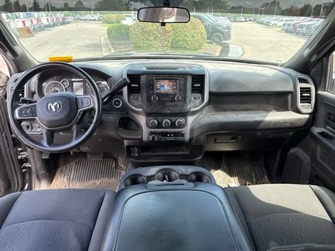 Used 2024 RAM 2500 Tradesman w/ Chrome Appearance Group AWD/4WD image 21