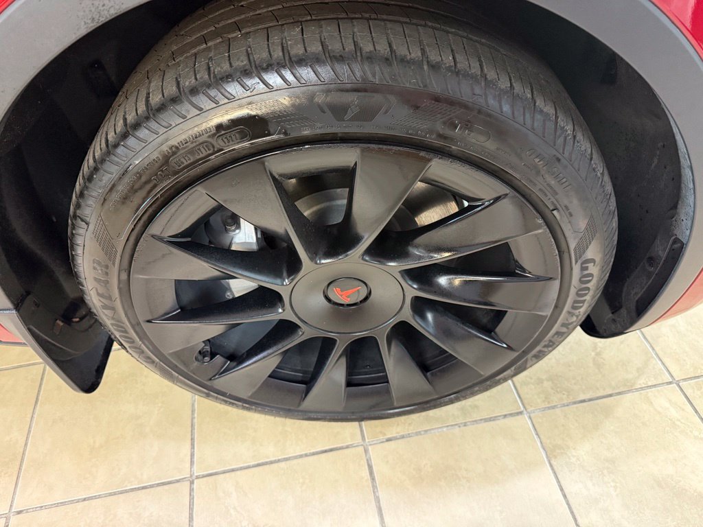 Used 2022 Tesla Model Y Long Range AWD/4WD image 53