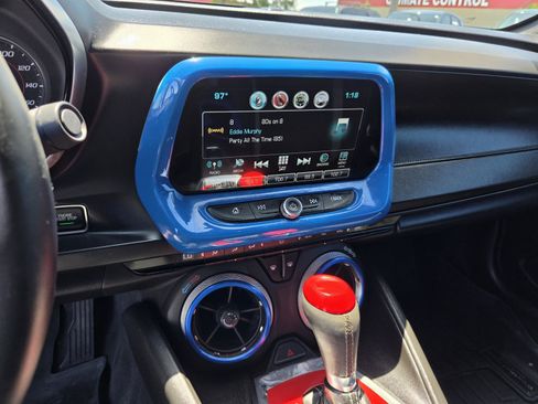 Used 2016 Chevrolet Camaro LT w/ Technology Package RWD image 18