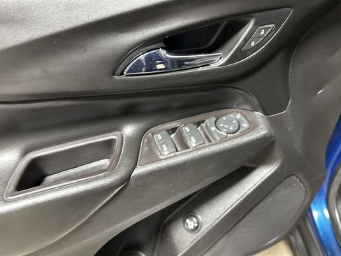 Used 2021 Chevrolet Equinox LT w/ Driver Convenience Package FWD image 20