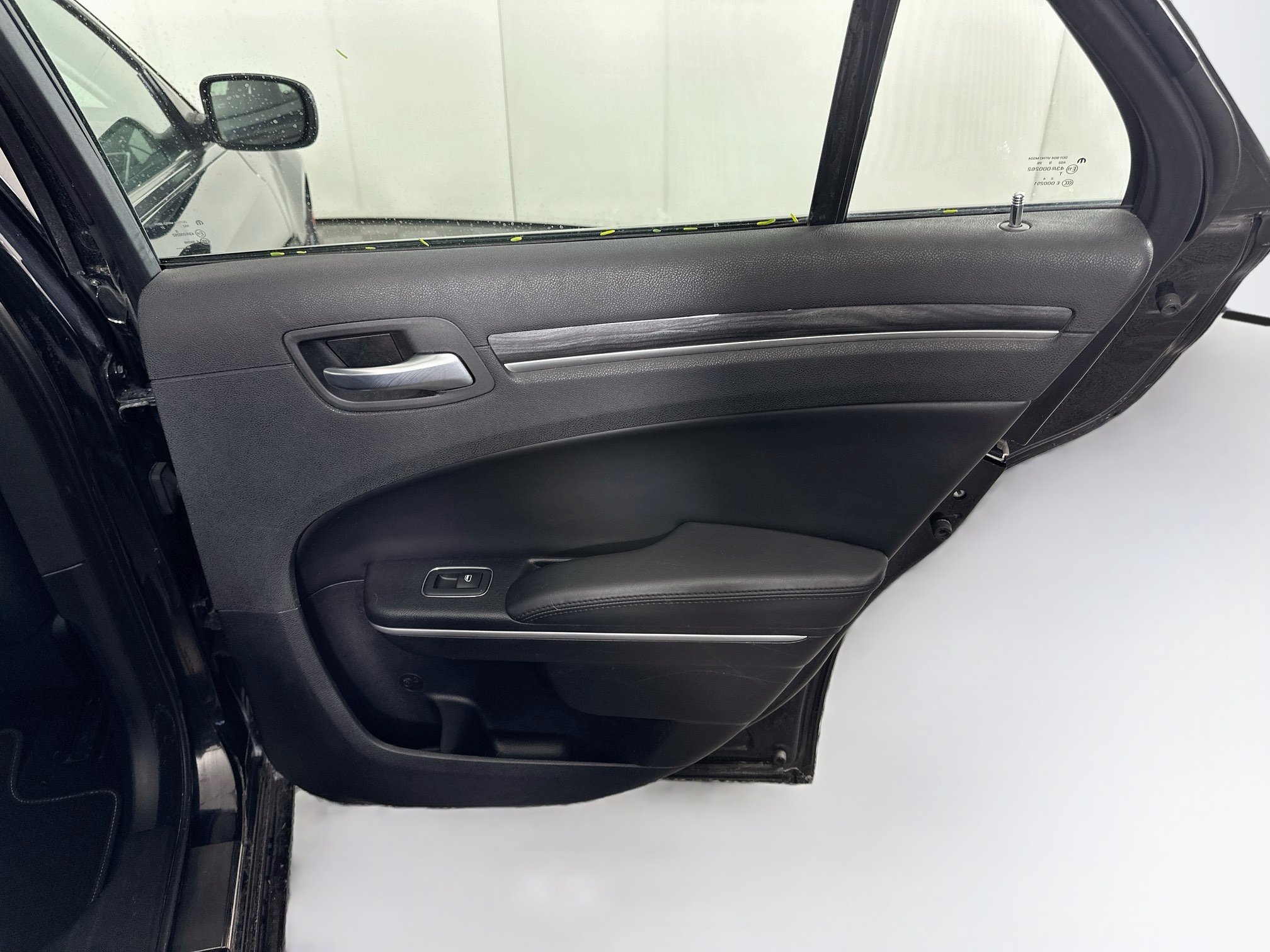 Used 2019 Chrysler 300 Touring w/ Sport Appearance Package RWD image 27