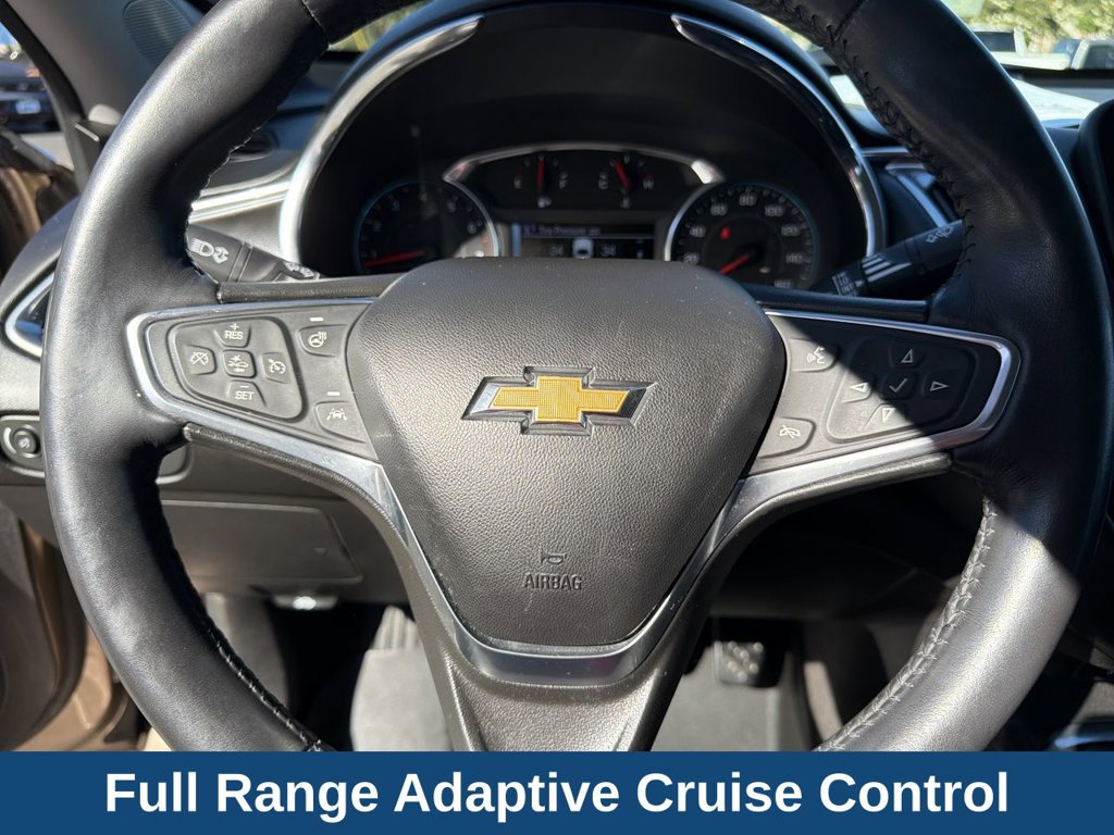 Used 2018 Chevrolet Malibu Premier w/ Premier Sun and Wheel Package FWD image 13