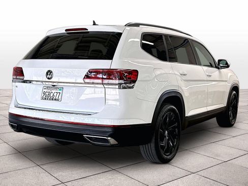 Used 2023 Volkswagen Atlas SE w/ Black Wheel Package FWD image 9