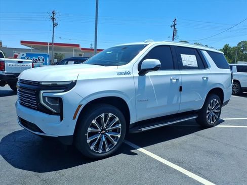 New 2026 Chevrolet Tahoe High Country AWD/4WD image 8