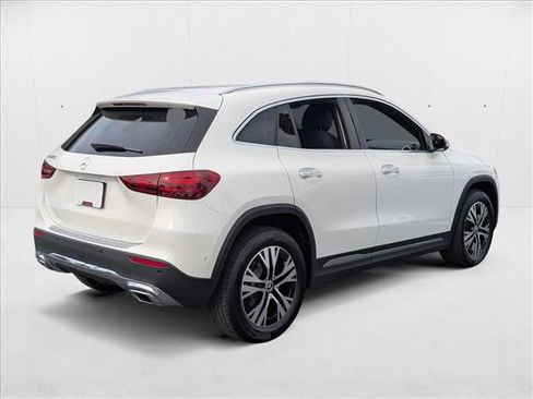 Certified 2025 Mercedes-Benz GLA 250 image 5