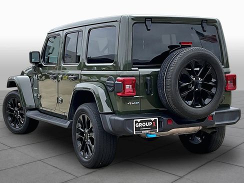 Used 2023 Jeep Wrangler Unlimited Sahara w/ Cold Weather Group AWD/4WD image 13