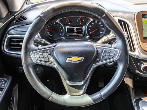 Used 2018 Chevrolet Equinox Premier FWD image 13