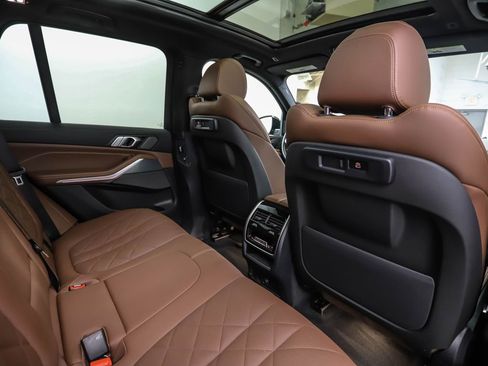 Certified 2023 BMW X5 xDrive40i w/ M Sport Package image 26