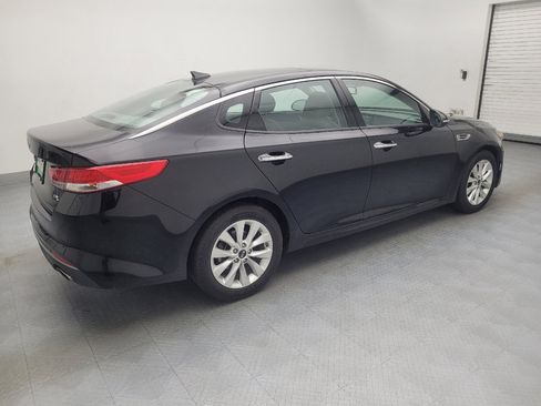 Used 2018 Kia Optima EX w/ Premium Package image 10