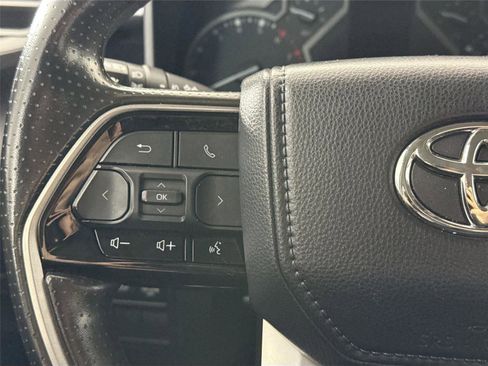 Used 2022 Toyota Tundra SR5 image 17