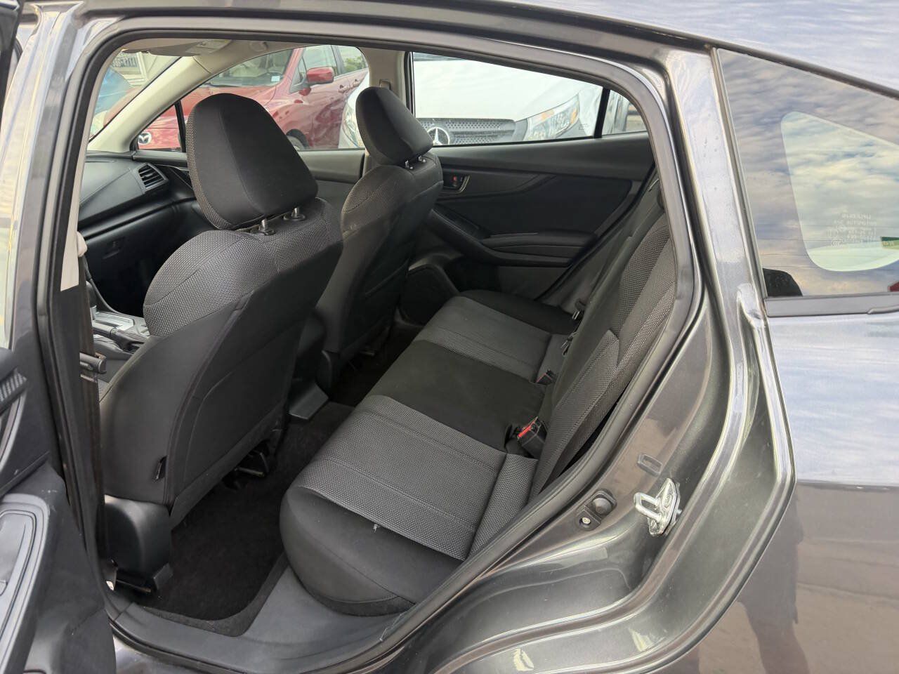 Used 2018 Subaru Impreza 2.0i AWD/4WD image 34