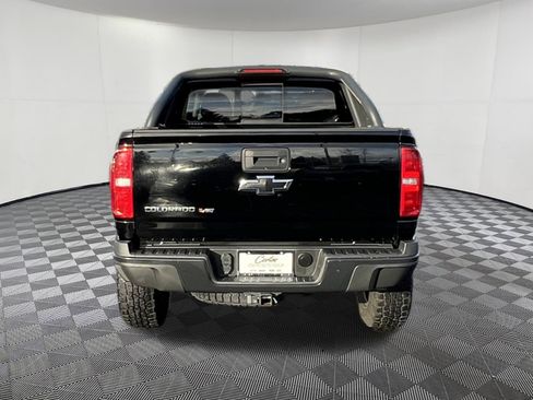 Used 2019 Chevrolet Colorado ZR2 w/ ZR2 Midnight Special Edition image 5