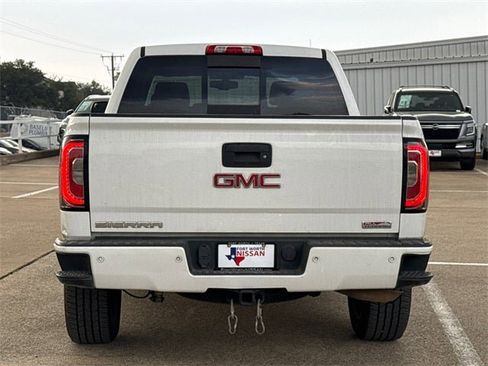 Used 2017 GMC Sierra 1500 SLT image 8